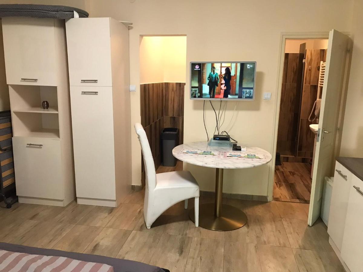 Roland Apartmant Zuglo Budapesta Exterior foto